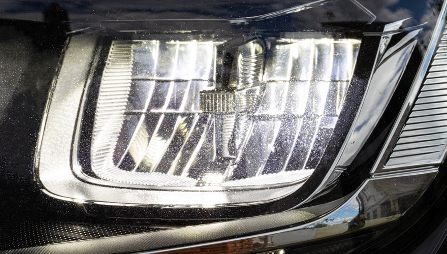 5 Signs of a BMW Adaptive Headlight Malfunction